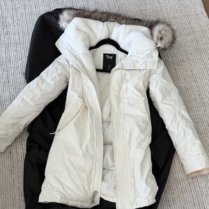 TNA Women's White Ski Jacket with Fur Trim